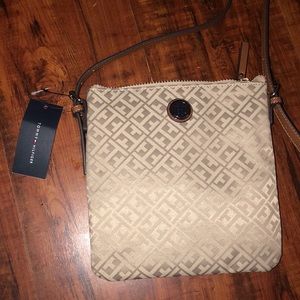 Tommy Hilfiger Cross Body Bag